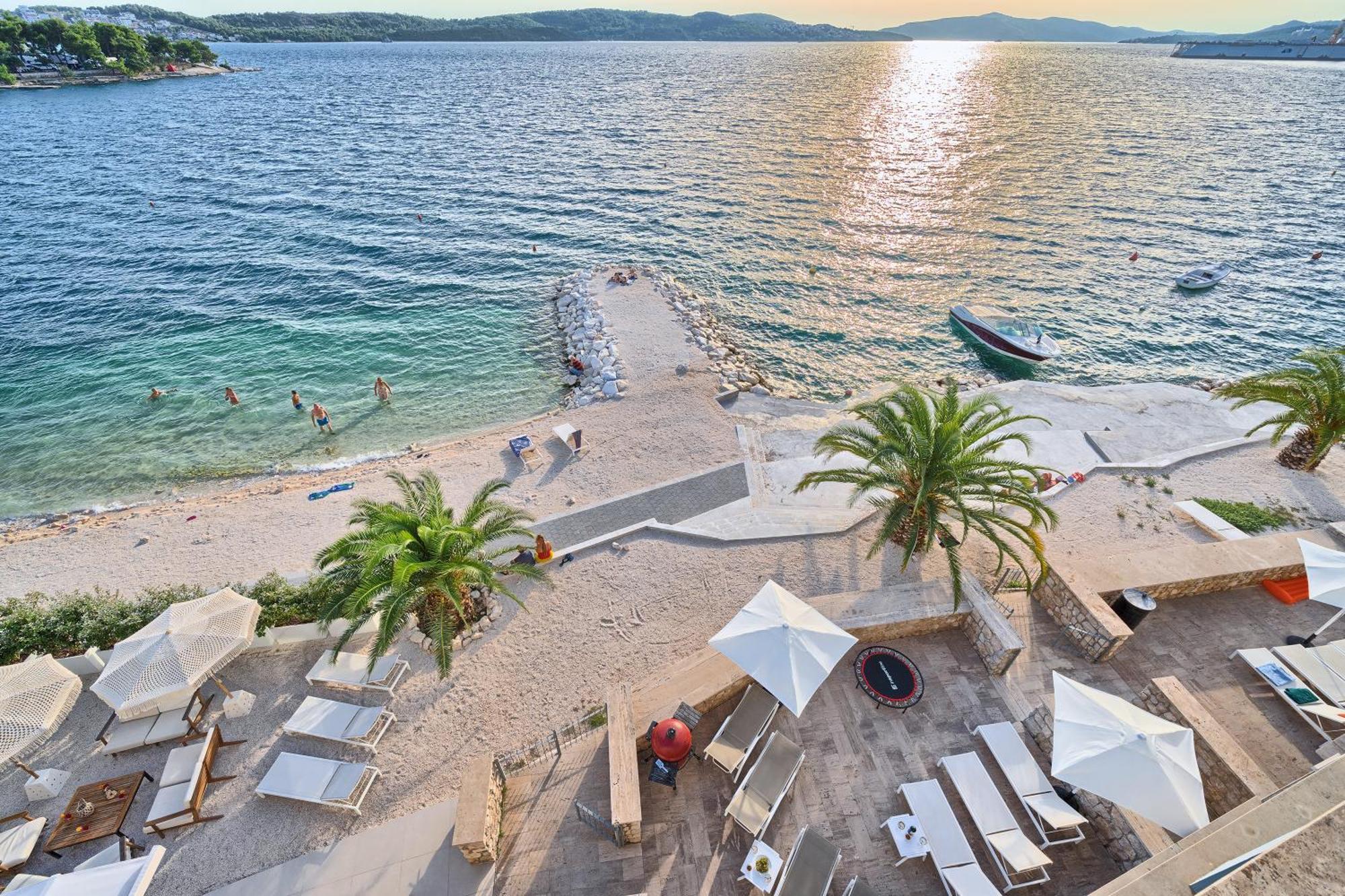 Livingstone Beach House Trogir Eksteriør bilde