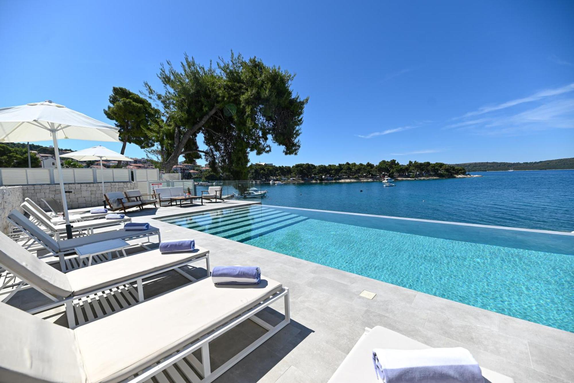 Livingstone Beach House Trogir Eksteriør bilde